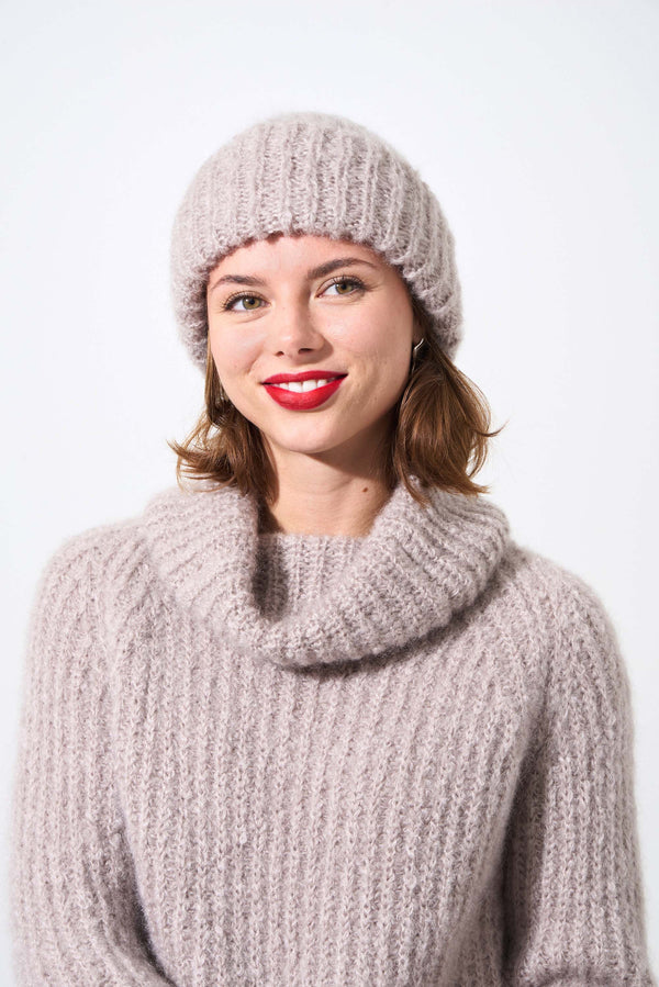 BEANIE - soft taupe